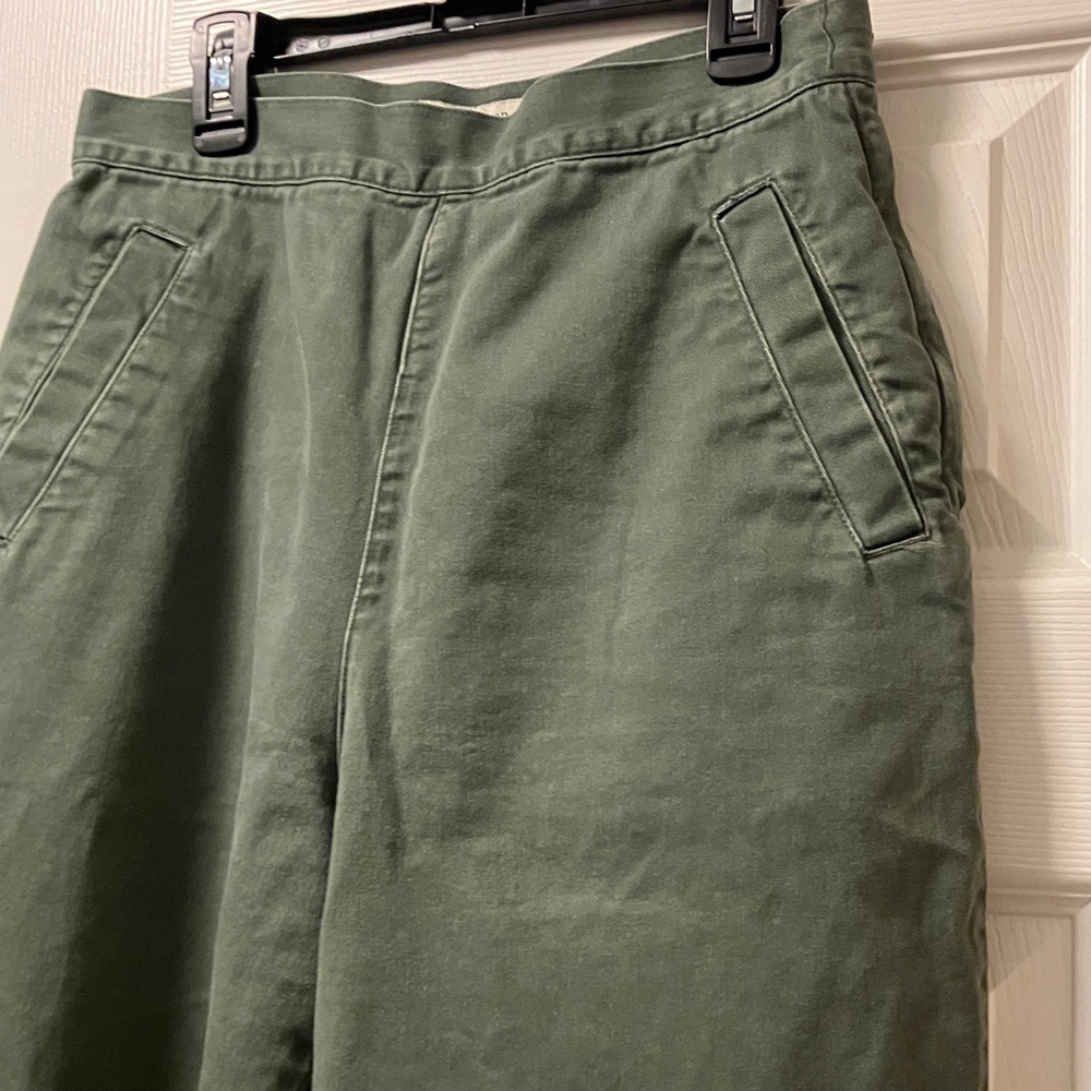 Ann Taylor Olive Green Chinos - Picture 5 of 11
